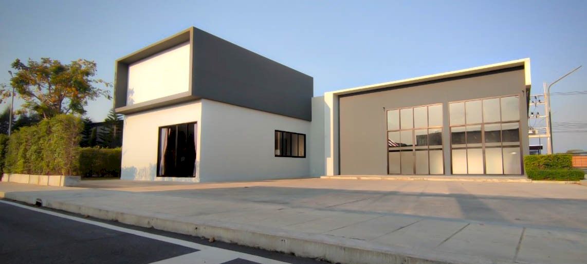 The Box Office - Studio | Movio Town