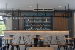 Movio Bar and Restaurant